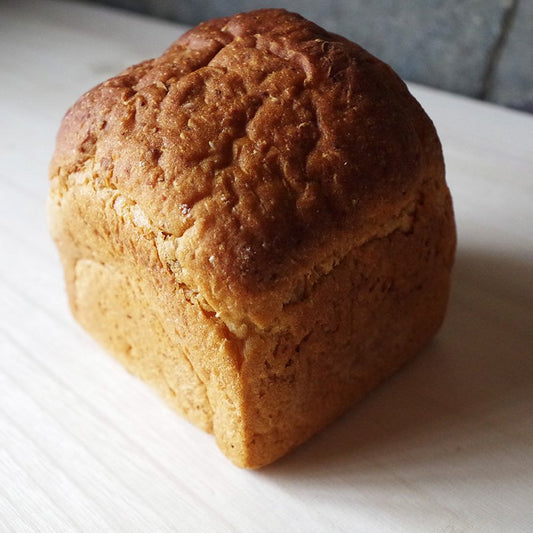 玄米パン 山食くるみ