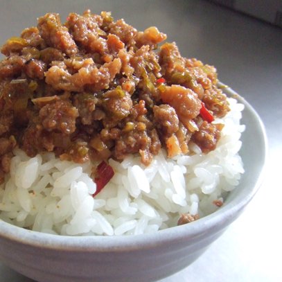 ねぎにんにくたっぷり 国産親どり ピリ辛そぼろ