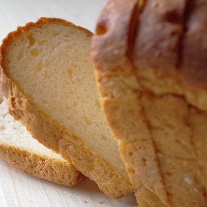 無添加 胚芽玄米パン 山食3枚