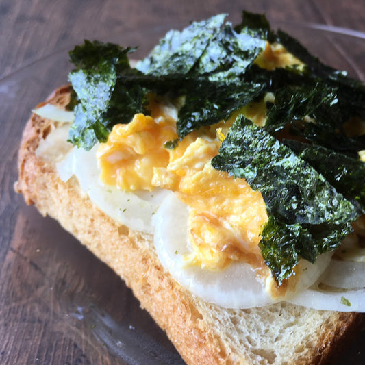 玄米パン 山食プレーン スクランブルエッグ オニオンスライス 揉み海苔